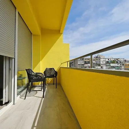 Harbour Sea View Apartment