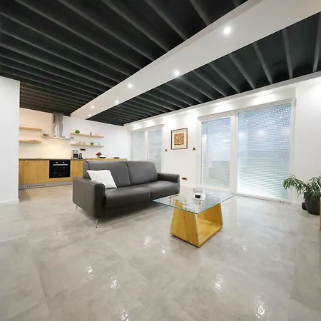 Harbour Sea View Apartmán *