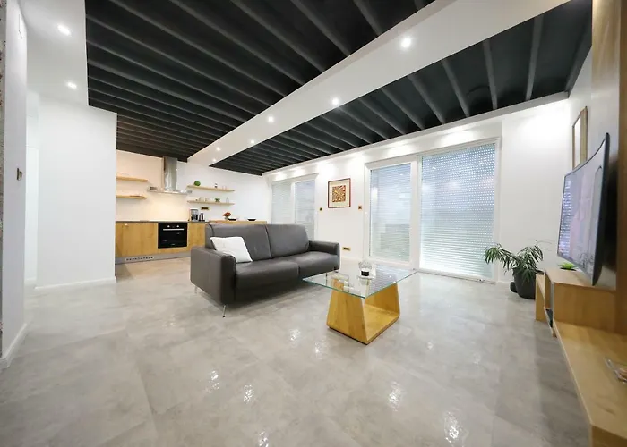 Harbour Sea View Apartmán *