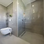 Harbour Sea View Апартаменты *